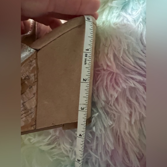 Shoe Dazzle Frank Wedges - Picture 3 of 7